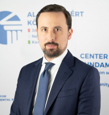 TÖRCSI Péter, Operatív Igazgató